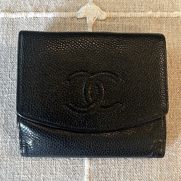 CHANEL Black Caviar Wallet - Picture 10 of 10